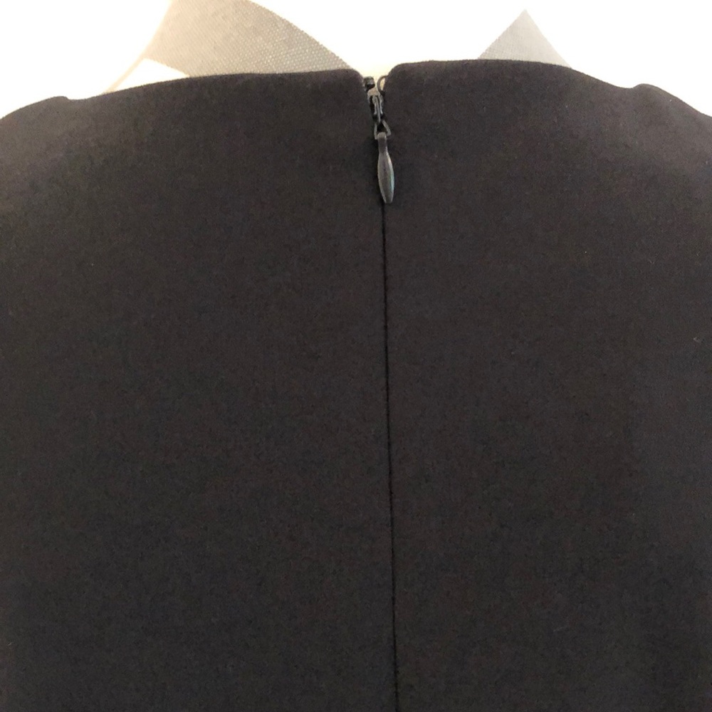 🎉Host Pick!🎉Donna Morgan Bell Sleeve Dress - Picture 5 of 10